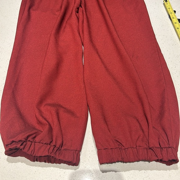 BEBE Cropped Plunge VNeck Halter Top Pleated Waist Jumpsuit Women size S - Picture 15 of 17